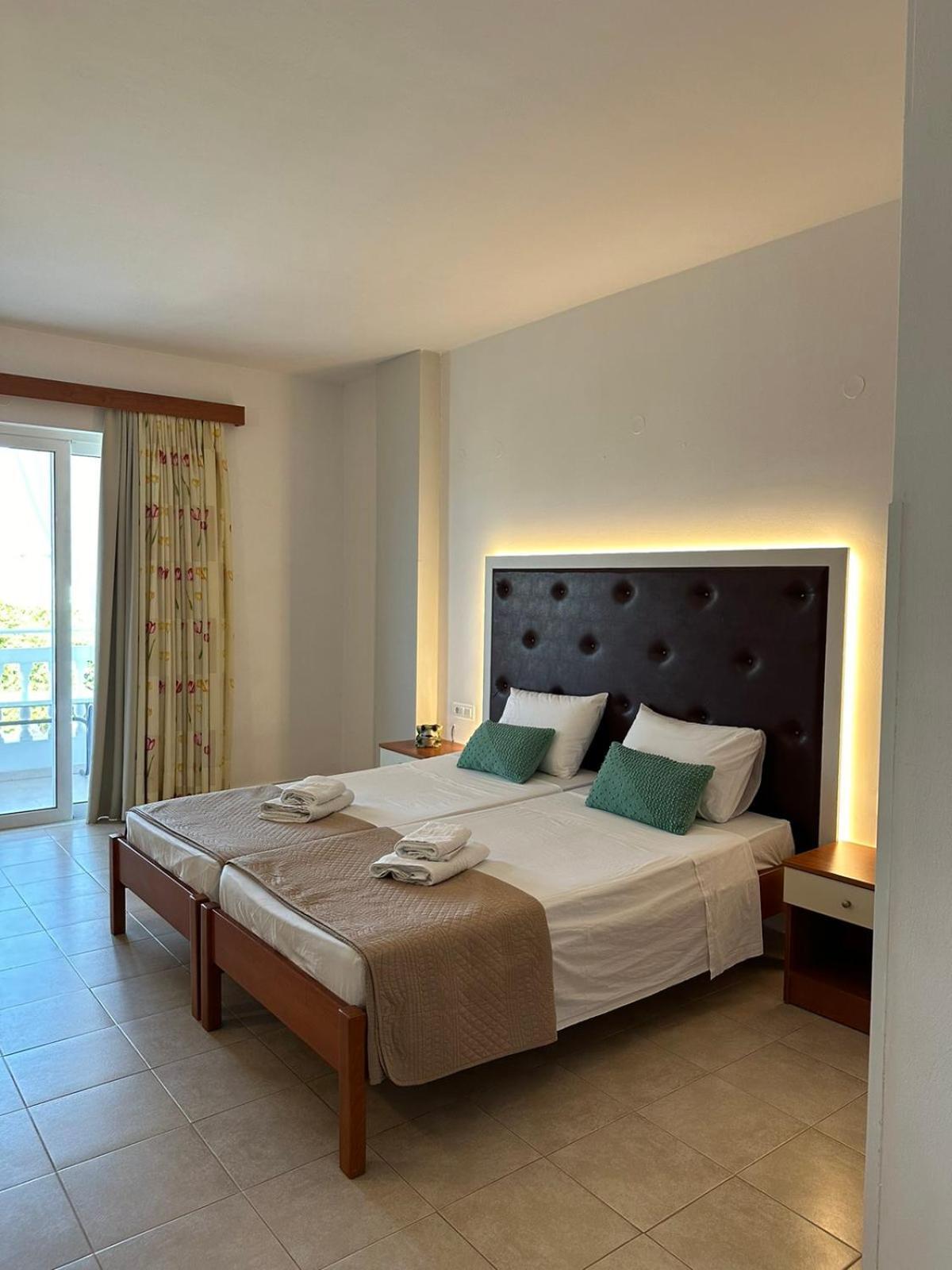 Apollonio Suites & Rooms Faliraki Rhodes Habitación foto